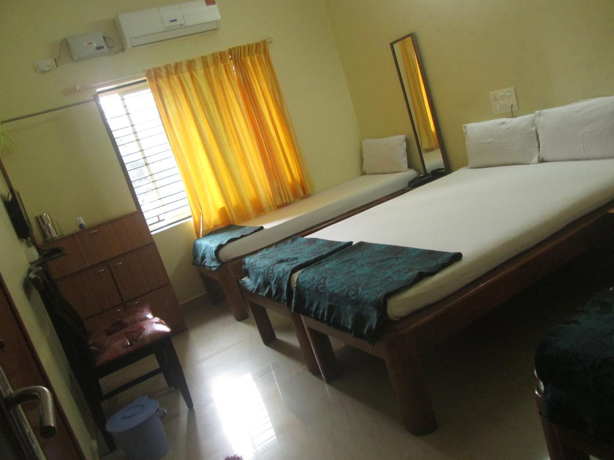 Dhenu Atithya Hotel Māvalli Exterior foto