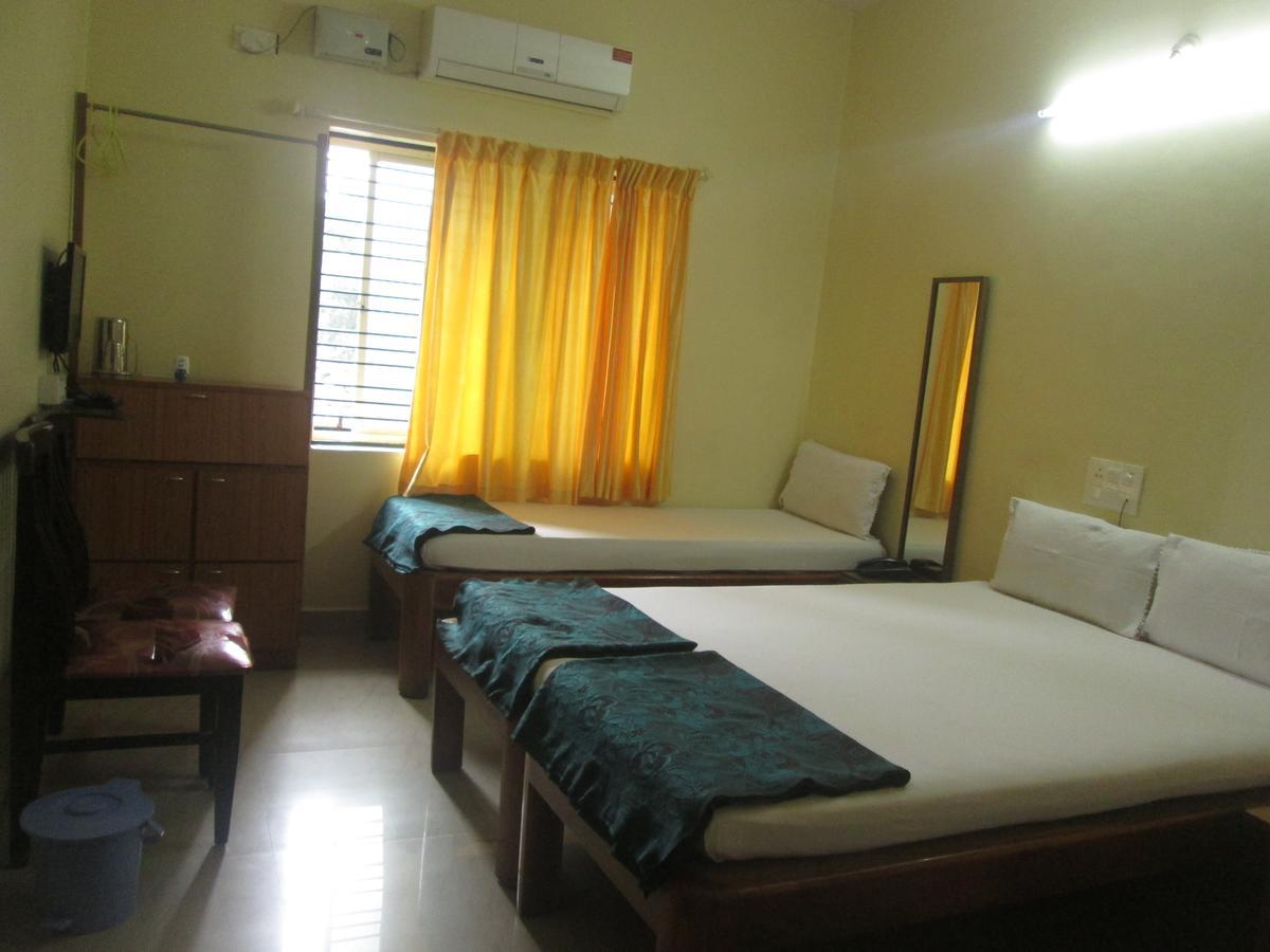 Dhenu Atithya Hotel Māvalli Exterior foto